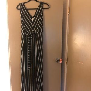 Loft-Plus Size Sleeveless Midi V-Neck Dress